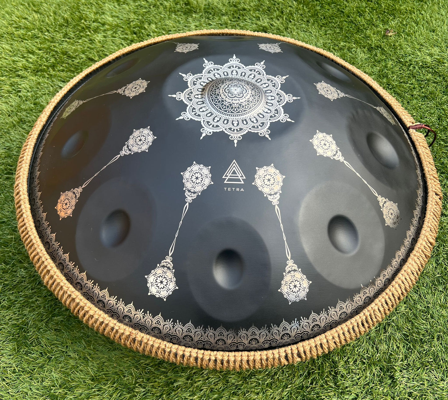 Handpan - Black Mandela - 10 notes Handpan D Kurd 440/432 Hz 22' Stainless Steel Thick MANDALA Gift Hand-Tuned Drum