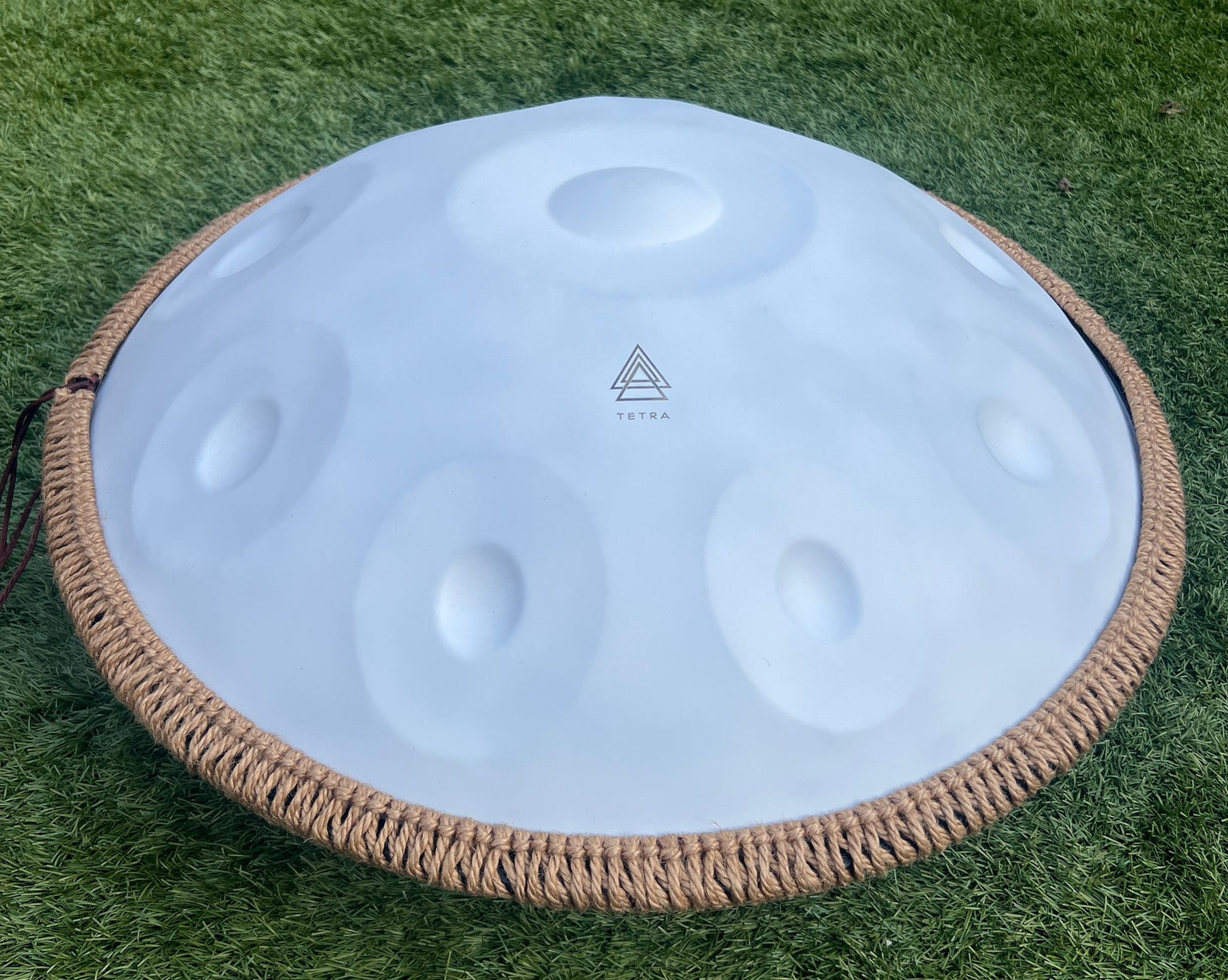 Handpan Steel Drum  WHITE 10 notes D Kurd 440 hz 22'inches Stainless Steel 1.1 thick