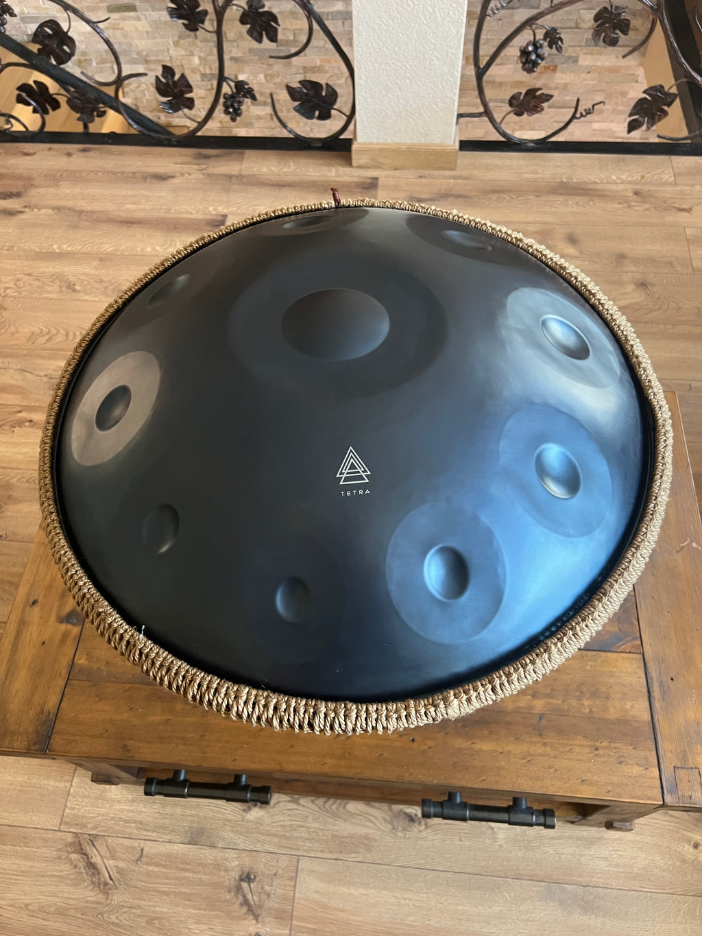 Tetra Handpan | D Kurd | 10 Notes | Stainless Steel | Space Blue | 432 Hz