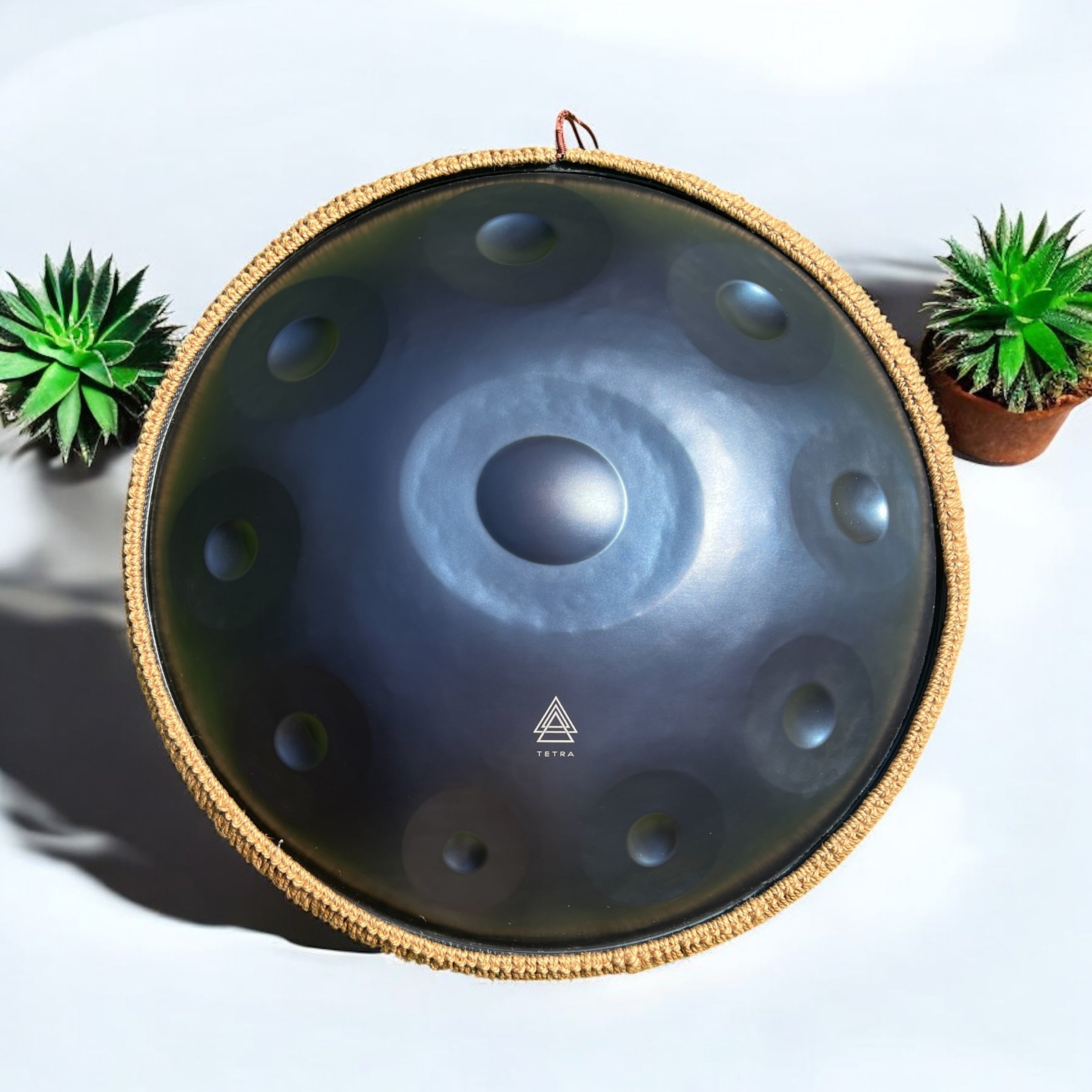 Tetra Handpan | D Kurd | 10 Notes | Stainless Steel | Space Blue | 432 Hz