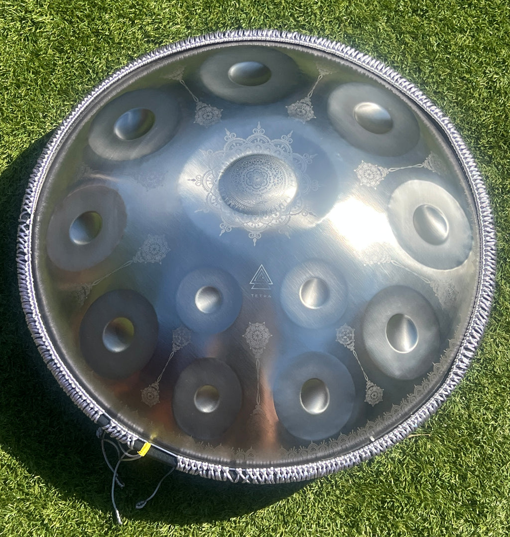 Tetra Handpan | D Kurd | 12 Notes | SILVER Mandala| 432 Hz