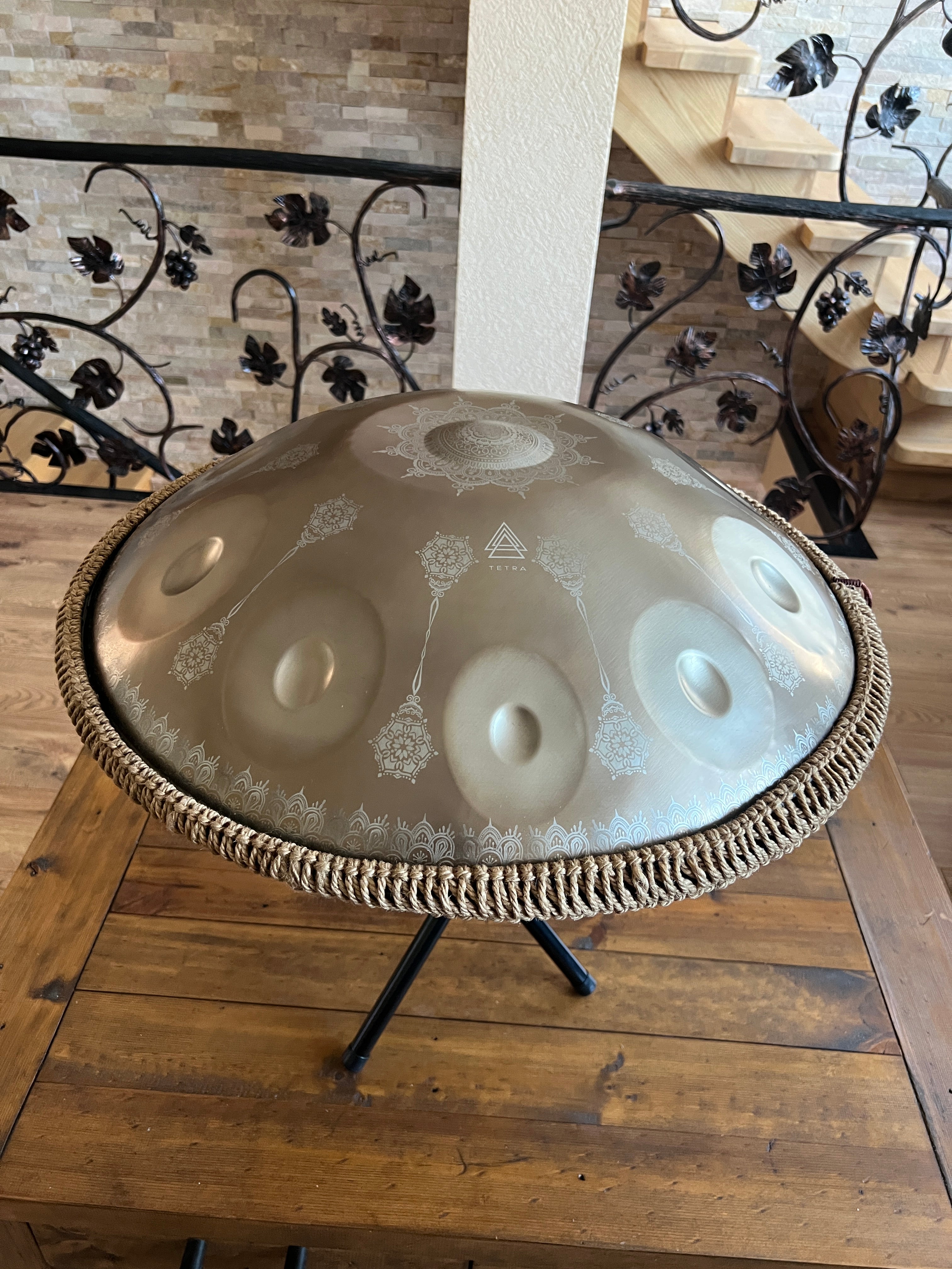 Tetra Handpan | D Kurd | 10 Notes | Gold Mandala| 440 Hz