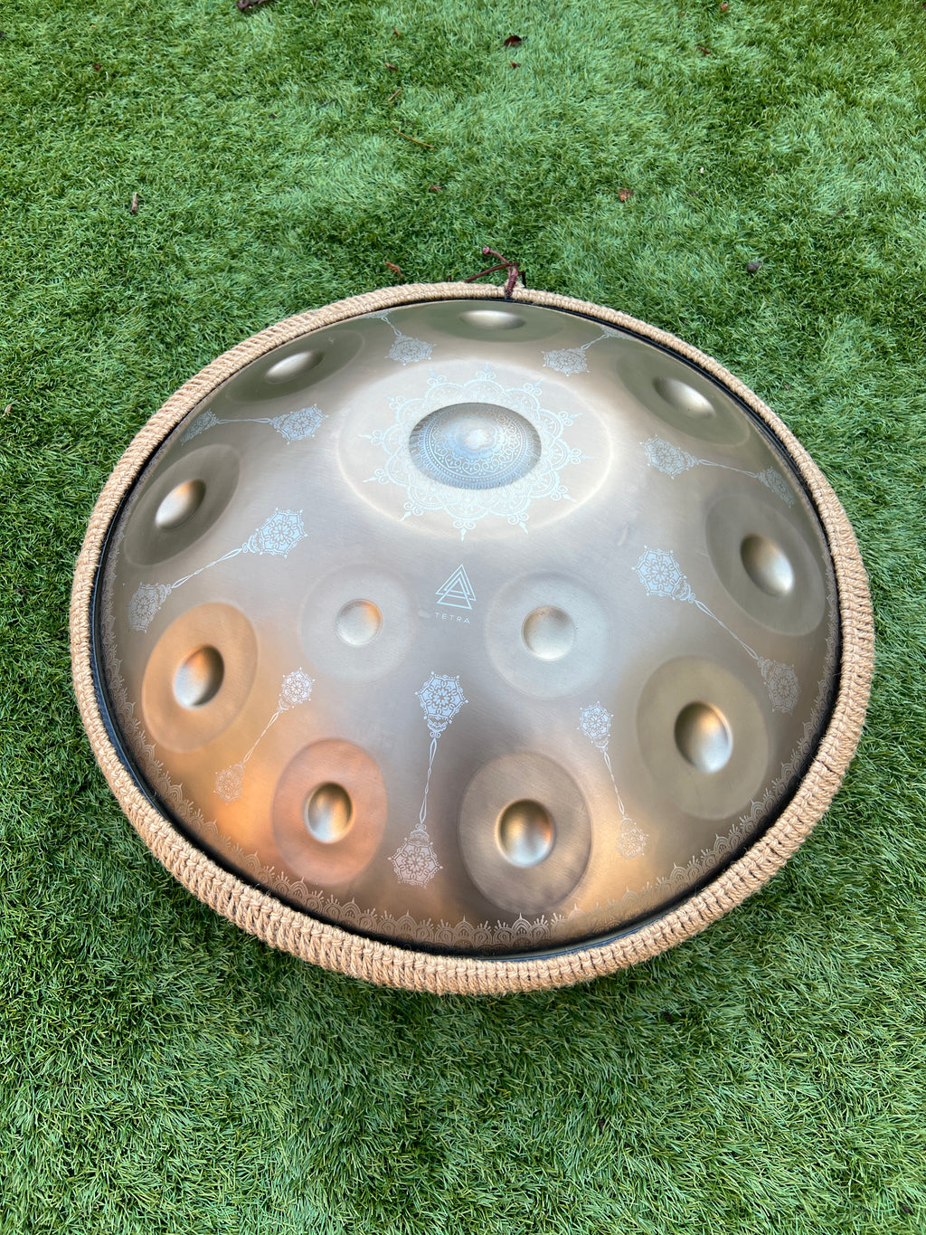 Tetra Handpan | D Kurd | 12 Notes | Gold Mandala| 432 Hz