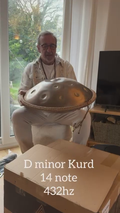 Tetra Handpan | D Kurd | 14 Notes | Gold | 440 Hz